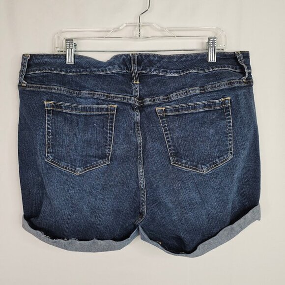 TORRID DENIM Cuffed Jean Shorts MED BLUE size 18 Chino Stretchy High Rise Chic - Picture 5 of 6